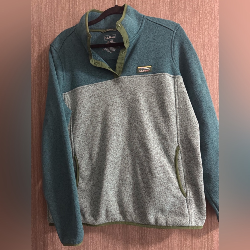 L.L. Bean Pullover Sweater in Blue and Gray